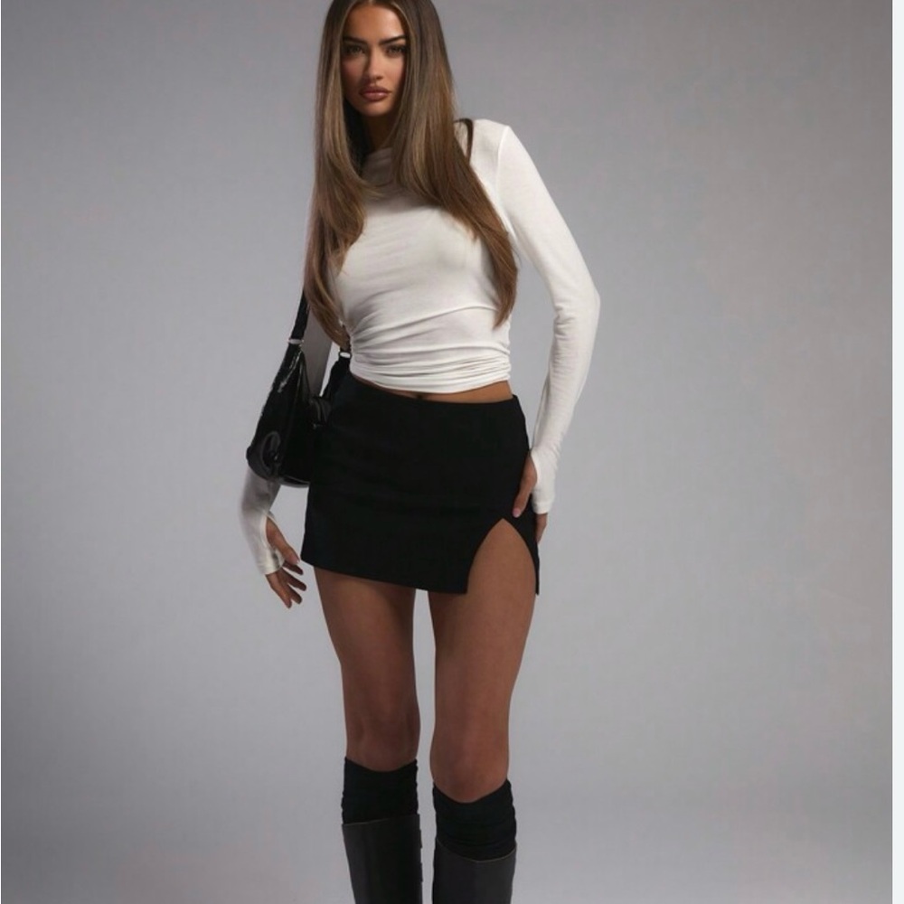 Black Mini Skirt with Slit for Night Out